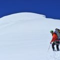 春山登山の基礎知識と準備：日本の山で安全に楽しむために