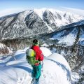 山小屋食の裏側：食材の運搬方法とロジスティクスの現場に密着