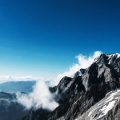 アルピニズムとは何か？本格的な登山の魅力とリスク