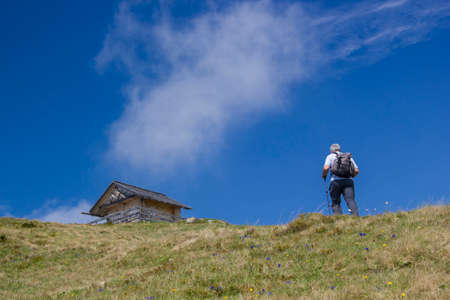 山小屋限定オリジナルメニューの誕生秘話とその人気の秘密
