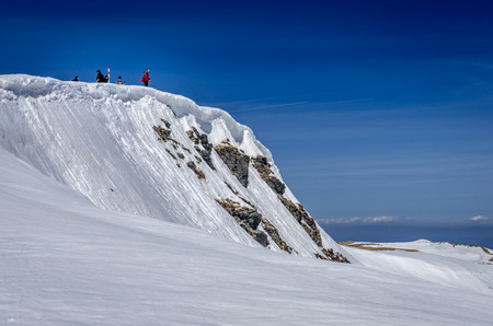 大雪山連峰・旭岳の四季と北海道登山文化